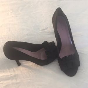 Tahari heels